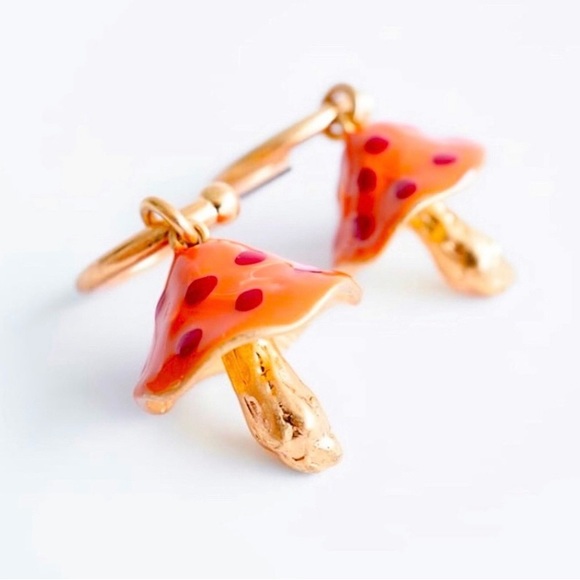Jewelry - NEW Mushroom toadstool earrings